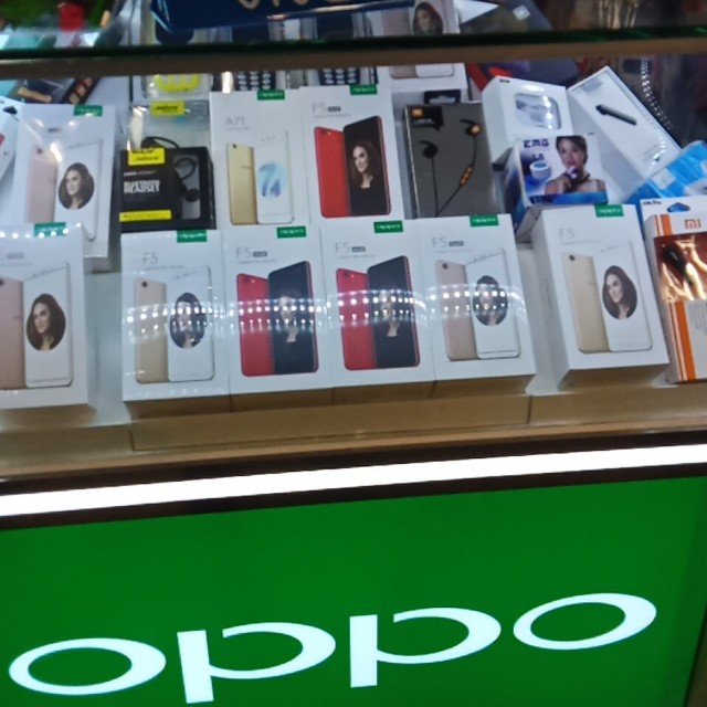 Ayok Yg Mau Credit Hp Oppo Nya Bisa Dibantu Data Nya G Sulit Telepon Seluler Tablet Ponsel Android Oppo Di Carousell Buy and sell any product on this platform. carousell