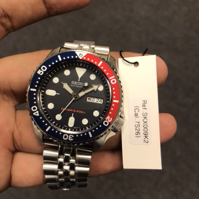 Brand New In Box Skx009 Seiko Pepsi Classic Jubilee Strap Diver 200m Brand New In Box Skx009 Seiko Pepsi Classic Jubilee Strap Diver 200m 100 Authentic Free Delivery Men S Fashion Watches On Carou