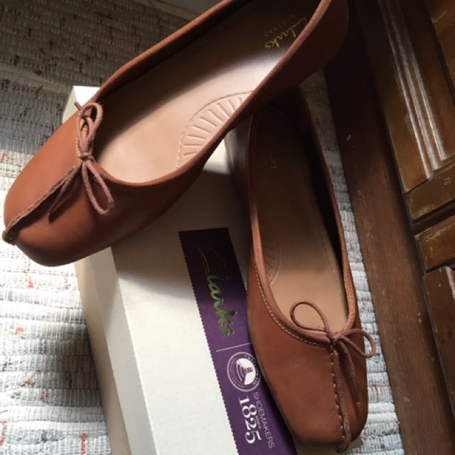 clarks freckle ice brown