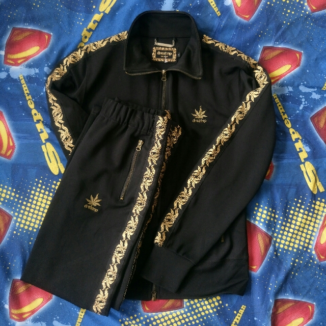 Drestrip store track jacket