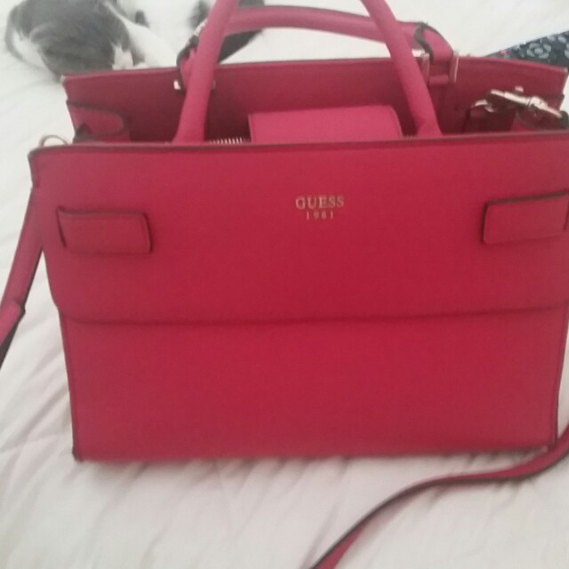 Guess Fuschia Pink Bag Women S Fashion Bags Wallets On Carou