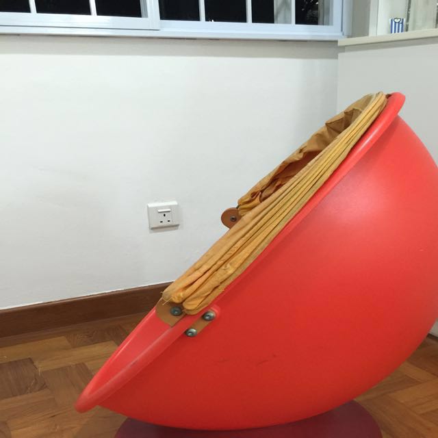 Ikea Egg shaped Swivel Chair Price Reduced Further