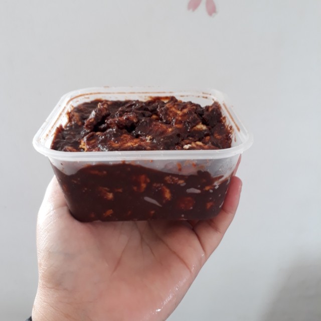 Kek Batik Food Drinks Baked Goods On Carousell