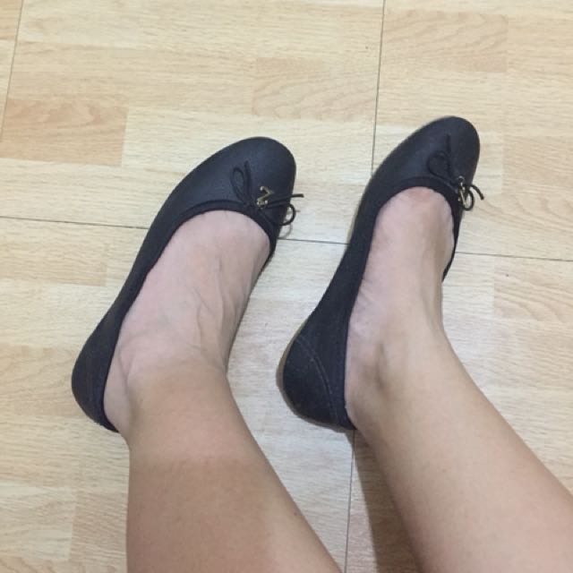 Solemate discount black shoes