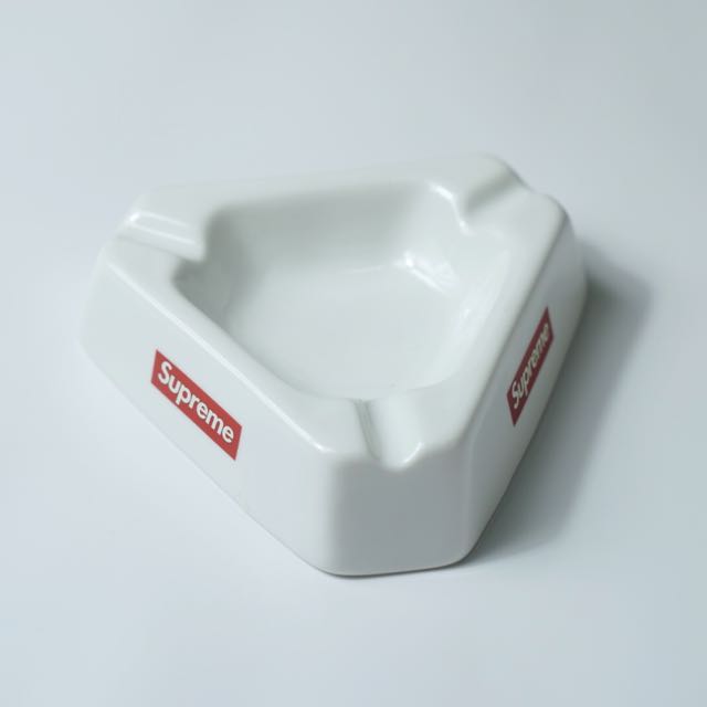 supreme box logo ashtray