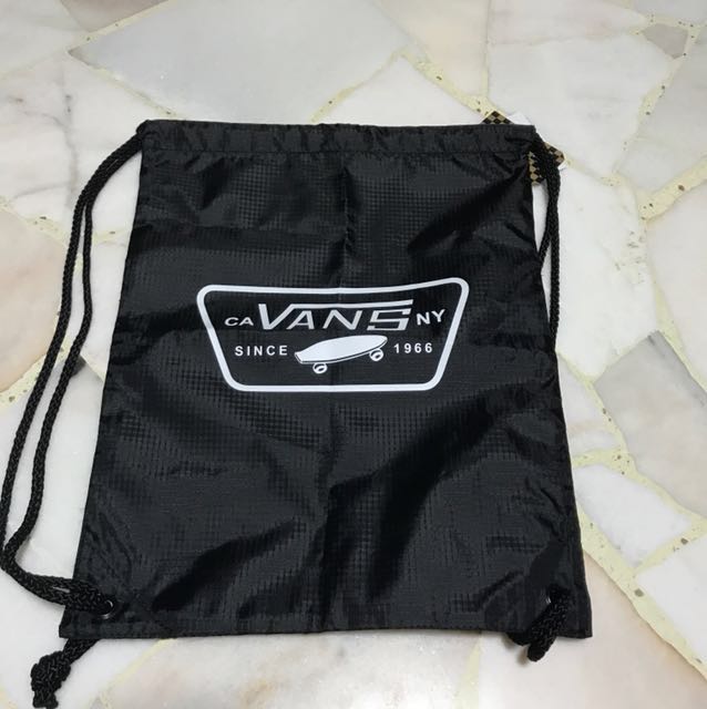Vans Drawstring bag, Men's Fashion 