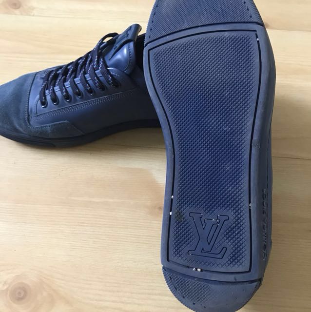 Louis Vuitton Trainer Sneakers - LS14