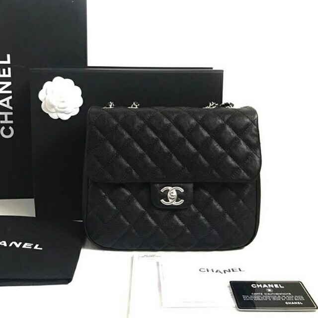 chanel urban companion