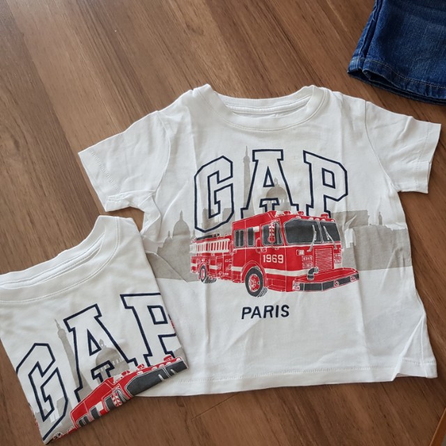 gap boys tshirt