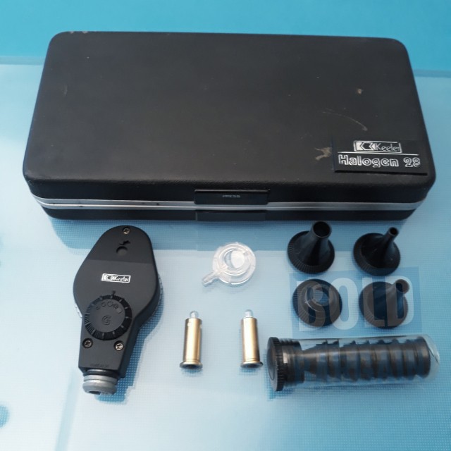 Keeler Halogen 28 Ophthalmoscope with accessories and bulbs, Furniture