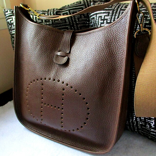 Hermes Chocolat Togo Leather Evelyne III PM Bag Hermes