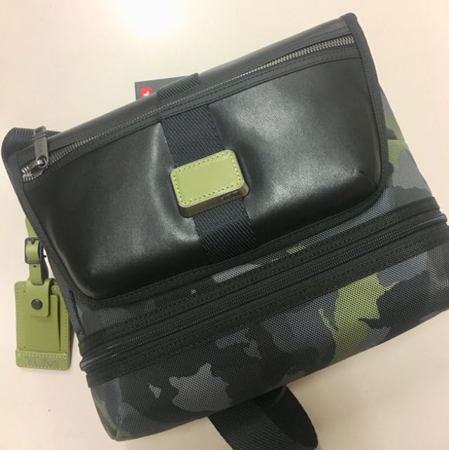 travis crossbody tumi