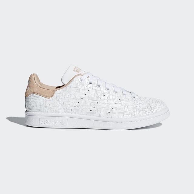 Adidas Stan Smith - Geometric Ash Pearl CQ2818, Women's Fashion, Shoes on  Carousell