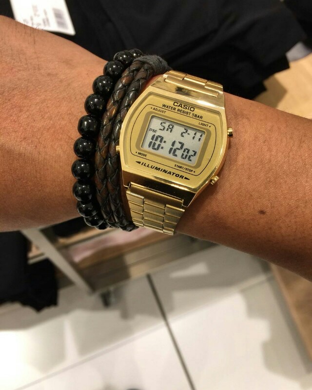 casio illuminator size