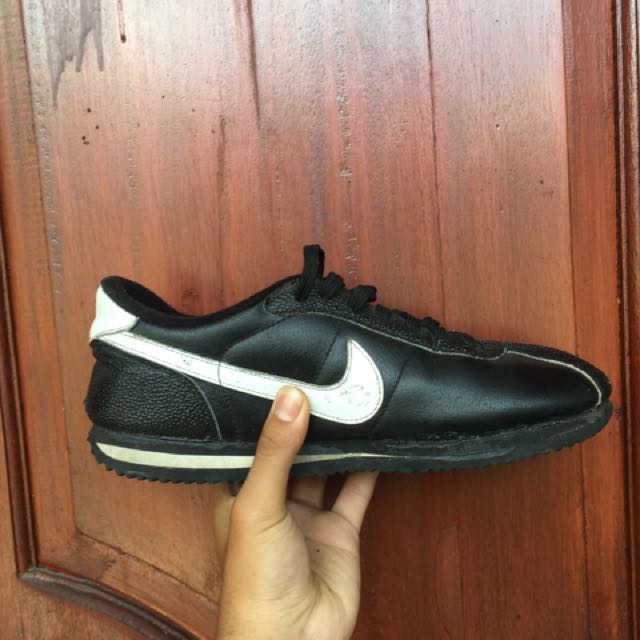 nike cortez bw