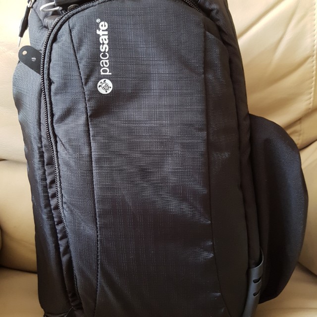 Pacsafe v9 sale