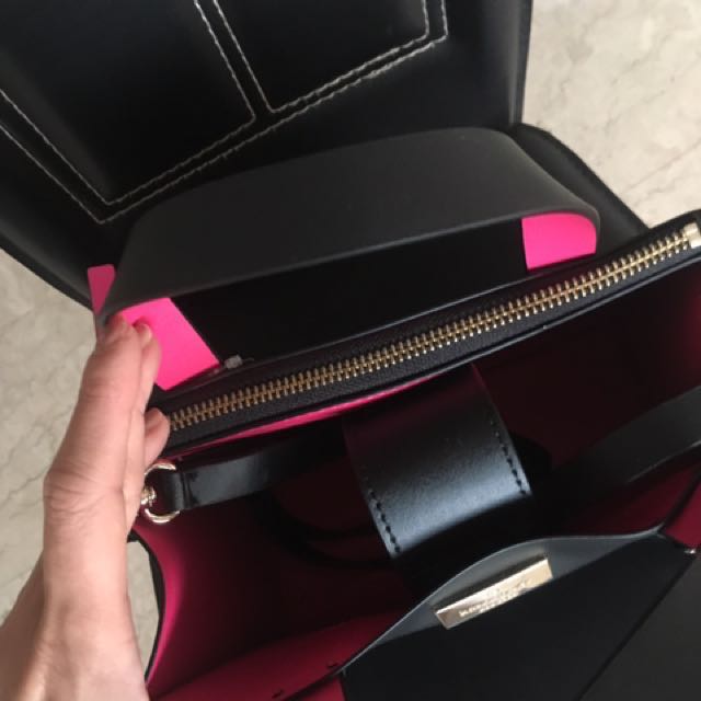 RE-PRICED! Kate Spade Putnam Drive Anissa tote bag, Women's Fashion, Bags &  Wallets, Cross-body Bags on Carousell