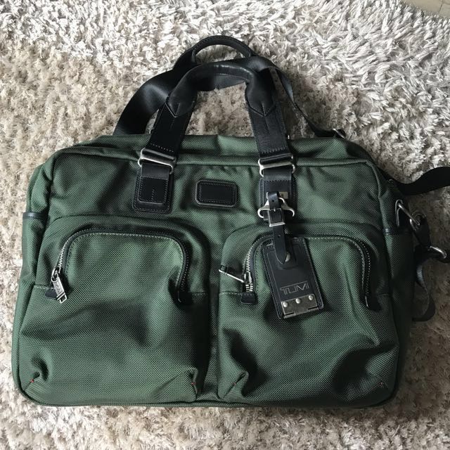 tumi document bag
