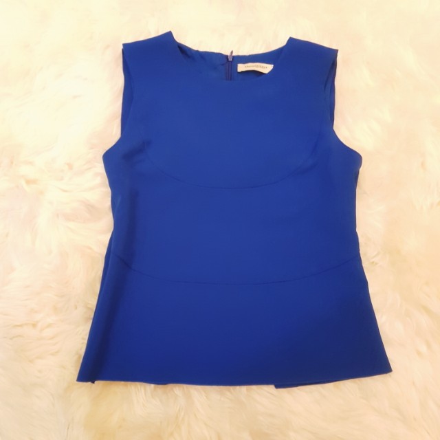 Used Top Used Blue Top, Women's Fashion, Tops, Other Tops on Carousell