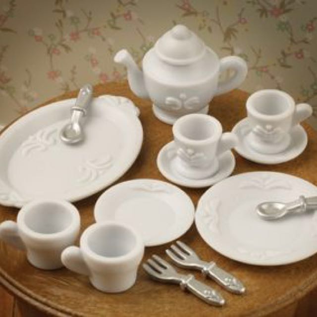 sylvanian families tea set