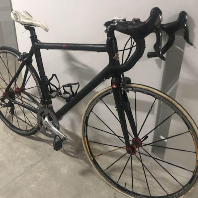 cinelli carbon road bike