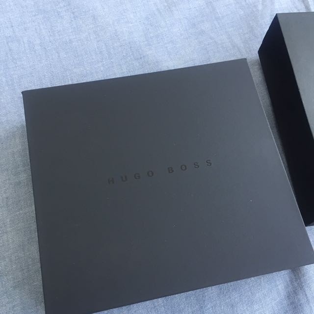 Hugo boss shoe care kit store