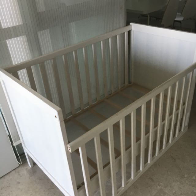 used baby beds