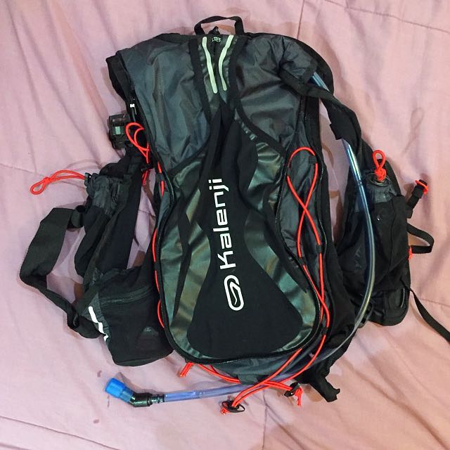 Kalenji Hydration Vest, Sports Equipment, Sports & Games, Water Sports