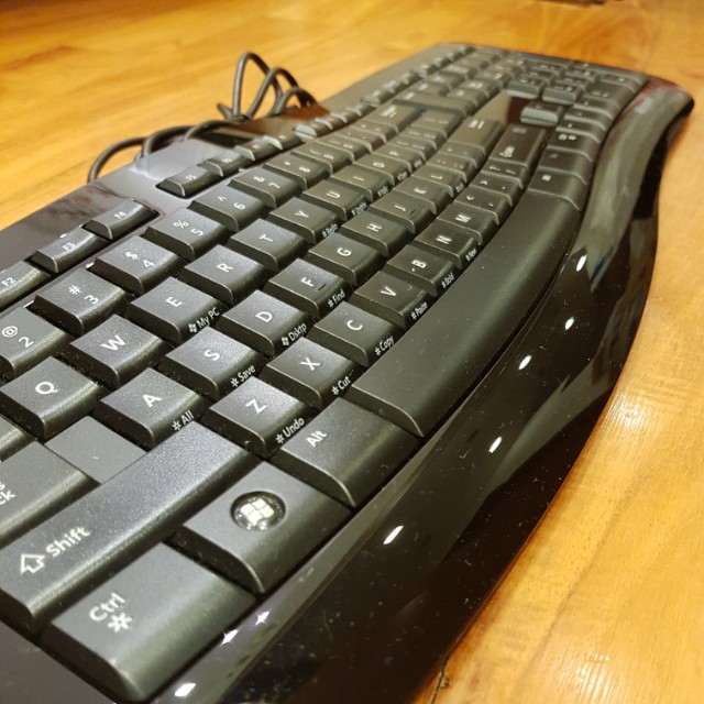Microsoft Comfort Curve Keyboard 3000 Electronics Computer Parts