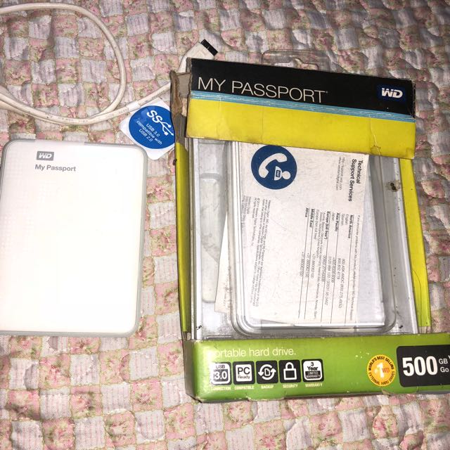 My Passport External (Category: Hard Disks & Thumbdrives) located in Antipolo. Submitted by amcmarketing (Listing ID 154343174, Image 1). Description: No scratches | no damages | 100% working | bought this from Mac store | i can show the receipt and paper bag | i bought for 3k plus | selling only for 2k | lady owner | I used to back up my Mac laptop | Message me for sure buyer! Let’s not waste time. .