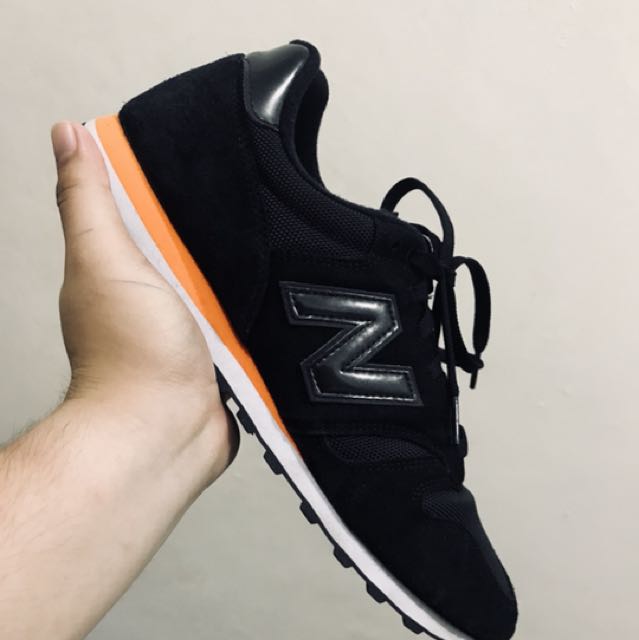 New Balance 373, Men's Fashion, Footwear, Slippers & Slides on Carousell
