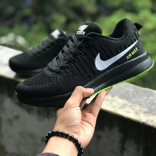 NIKE ZOOM AIRMAX 2018 on Carousell