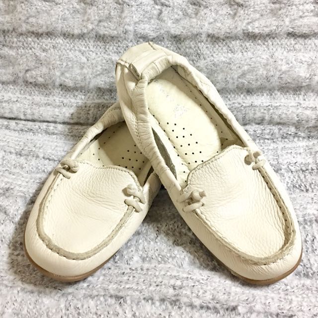 SALE Women s Hush Puppies Ceil MT Moccassin Shoes White