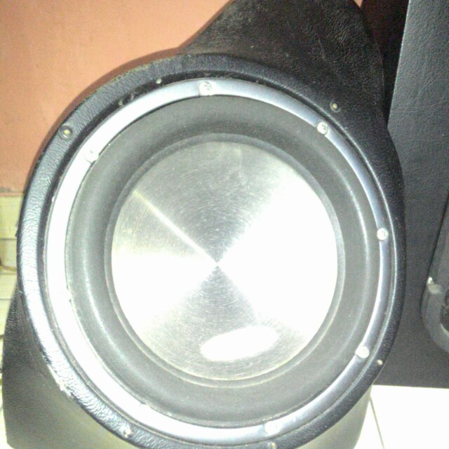 Subwoofer Agako 10inch plus box, Aksesoris Mobil di Carousell