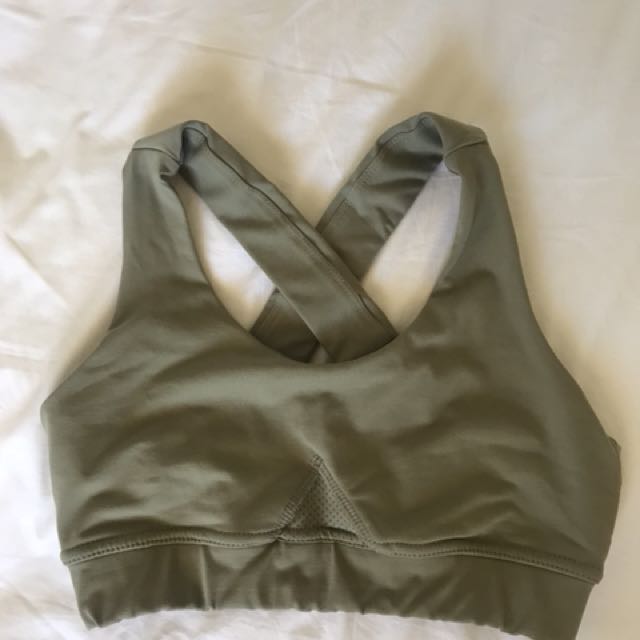 Toned By Ashy Bines Sports Bra Women S Fashion Clothes On Carousell Ashy not only has a passion for healthy, fitness and helping women from all around the world. carousell