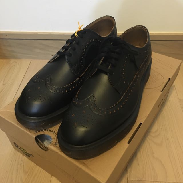 3989 Vintage Dr Martens 2024 www.lexingtonyouththeatreinc