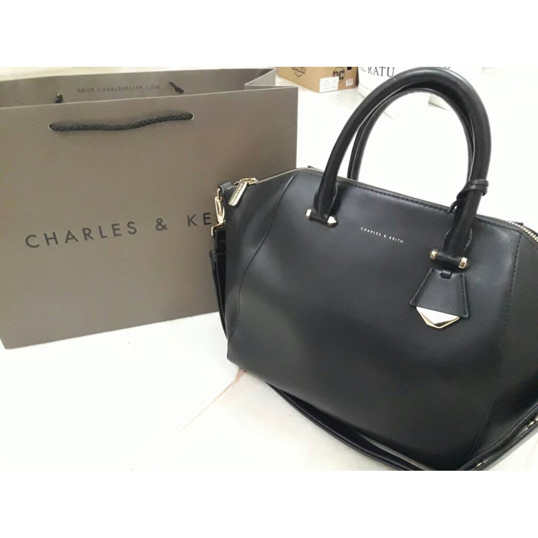 beg tangan charles n keith