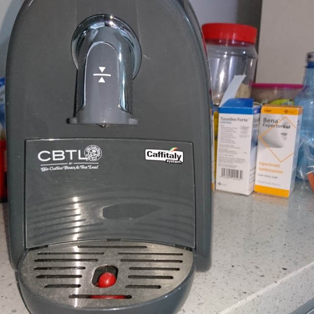 Coffee Machine Maker Bean Peralatan Dapur Di Carou Tunjuk Banyak Lagi Peralatan Dapur Photo