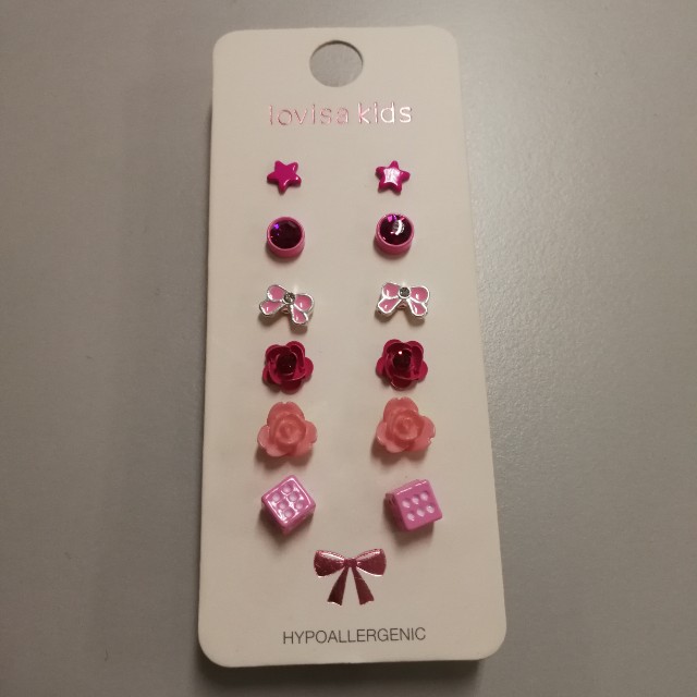 Hypoallergenic sales earrings lovisa