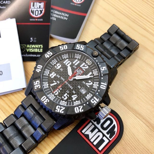 Luminox carbon seal 2025 3802 limited edition