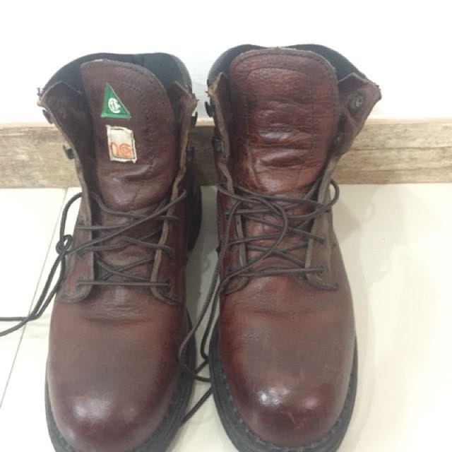 sepatu boots levis original