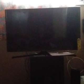Samsung 43" FullHD Smart TV