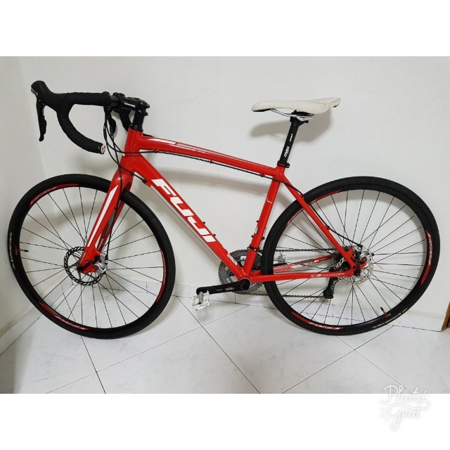 fuji road bike red