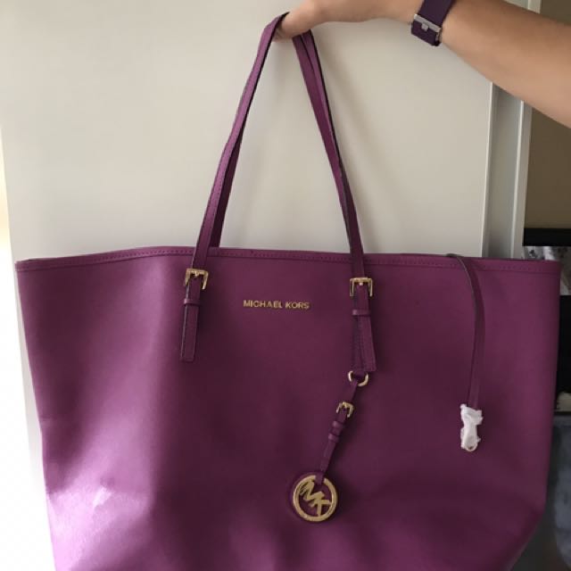 michael kors fuchsia bag