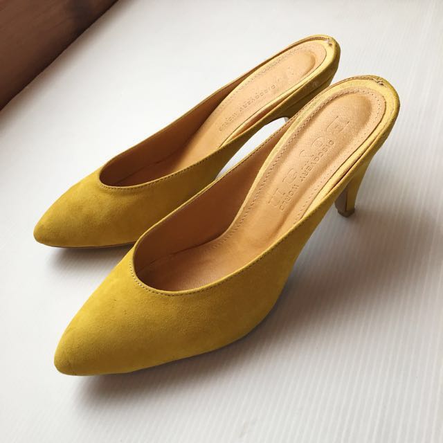 mustard yellow suede heels