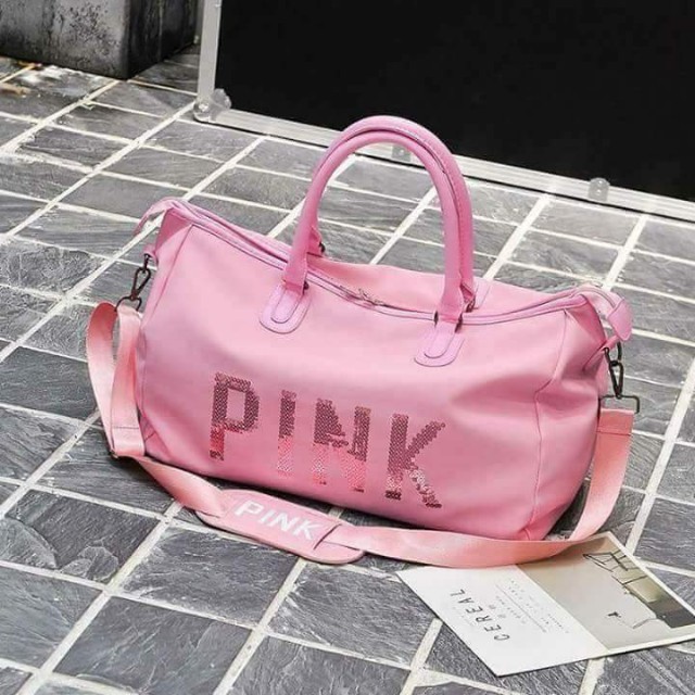 Pink travel 2025 bag victoria secret