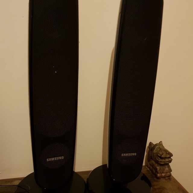 Samsung Home Theatre Systems HTXQ100, Audio, Soundbars, Speakers