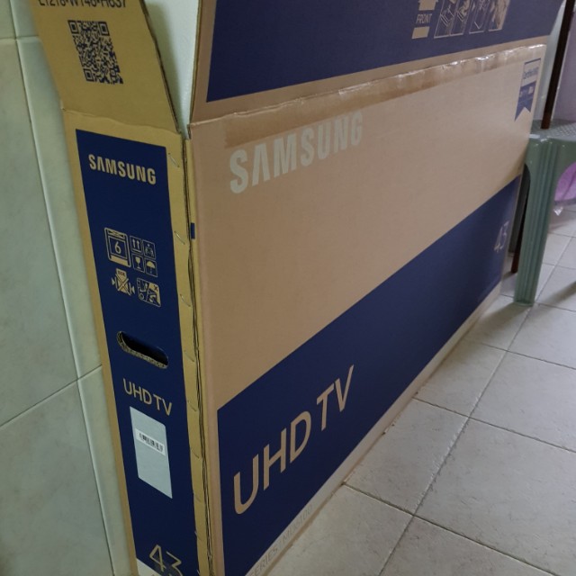 Samsung TV box cardboard 43" inches, TV & Home Appliances, TV