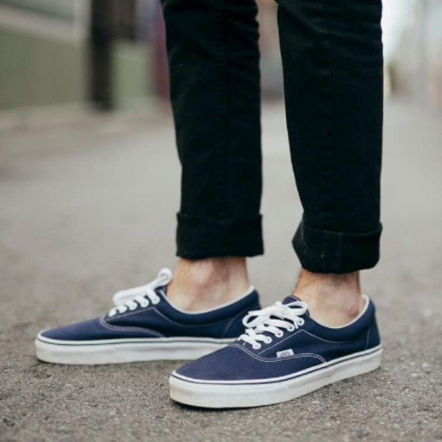 Leia forklare Af Gud Vans era navy blue authentic unisex, Women's Fashion, Footwear, Sneakers on  Carousell