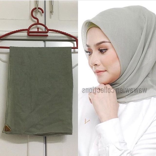 Wawawien Bawal Series Muslimah Fashion Scarves On Carousell Wawawien Bawal Series Muslimah Fashion Scarves On Carousell